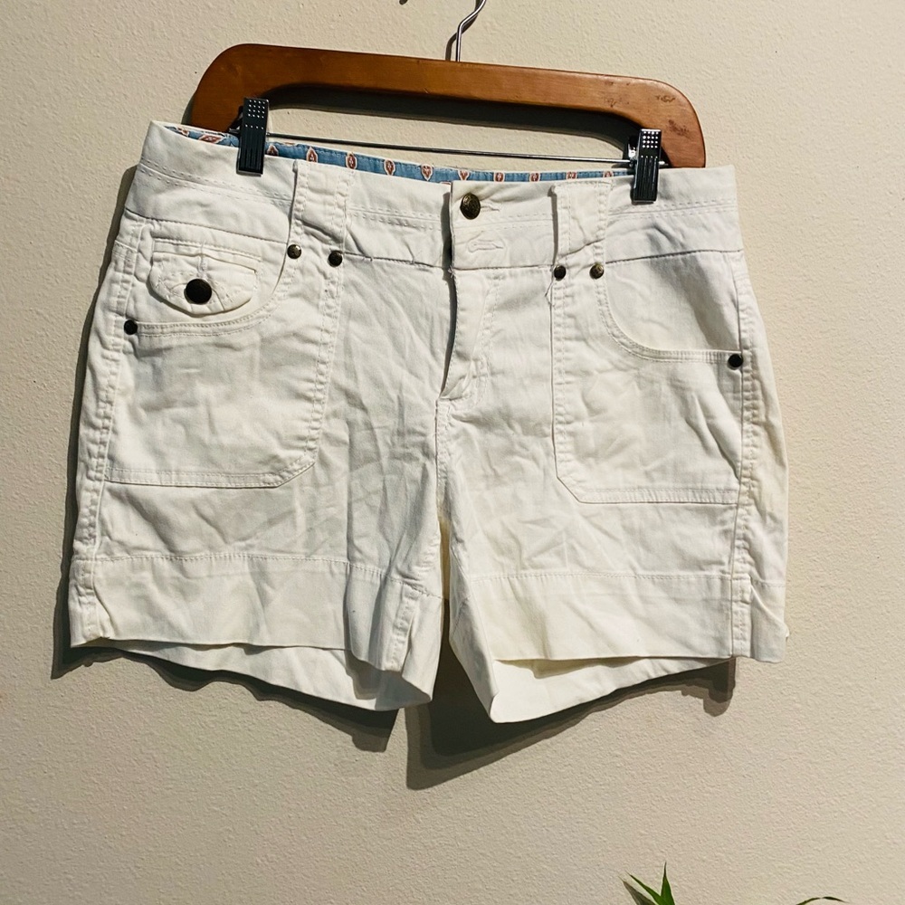 COPY - One song short for women.